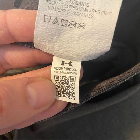 Under Armour Mid Rise muddy gray volleyball dance bike shorts 5” small - Picture 7 of 11